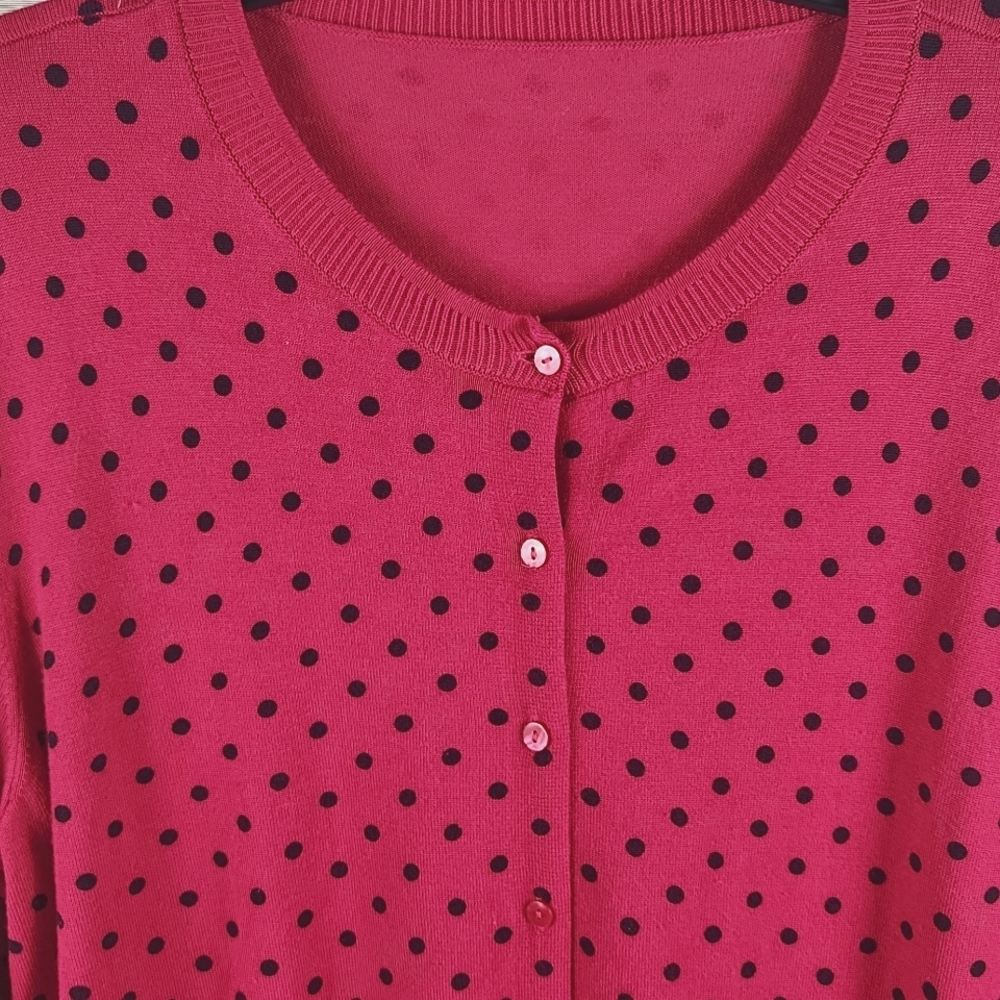 Ellen Tracy, Fushia/Blk Polka Dot Sweater. Sz Label Missing, Measurement Listed - Picture 3 of 10